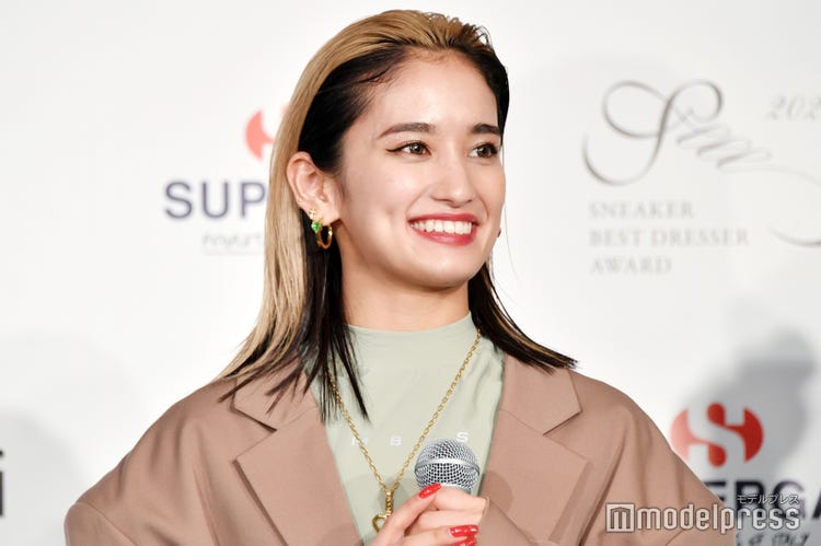 E Girls Yurino 個人で初の賞 大切にしたい ファッションへのこだわり語る モデルプレス E Girls Yurino 個人で初の賞 大切にしたい ファッションへのこだわり語る モデルプレス