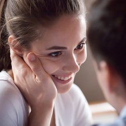 男性が思わず胸キュンする口癖4つ どうしてそんなにかわいいの モデルプレス 男性が思わず胸キュンする口癖4つ どうしてそんなにかわいいの モデルプレス