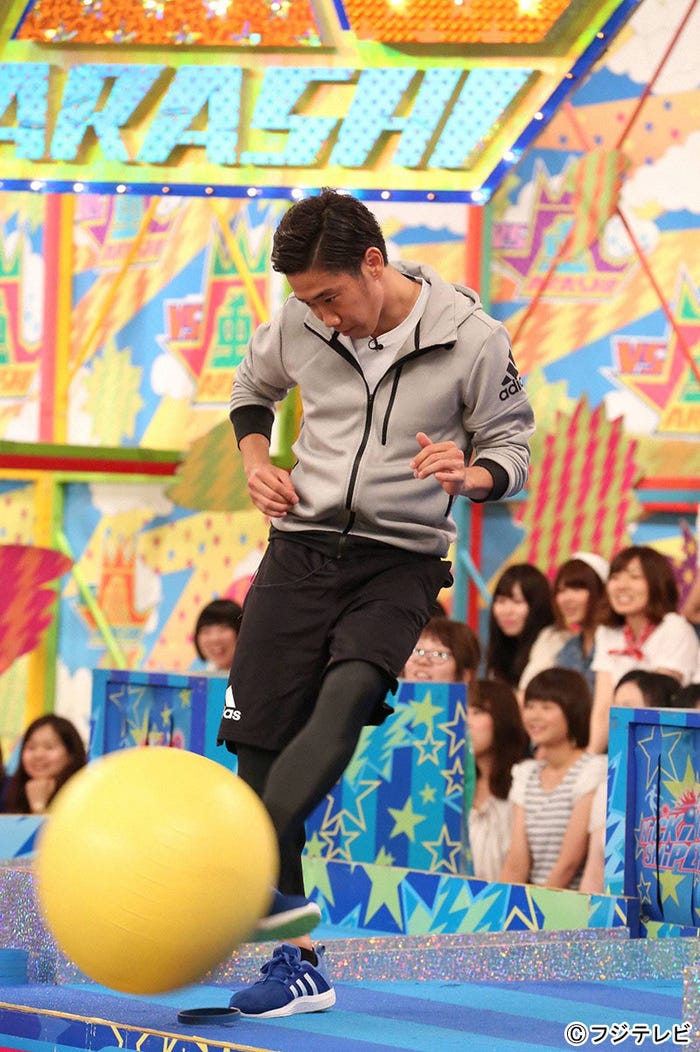 嵐 松潤とプライベートで仲が良い 豪華ゲストに驚嘆 二宮和也 本物だったら来るわけない モデルプレス 嵐 松潤とプライベートで仲が良い 豪華ゲストに驚嘆 二宮和也 本物だったら来るわけない モデルプレス