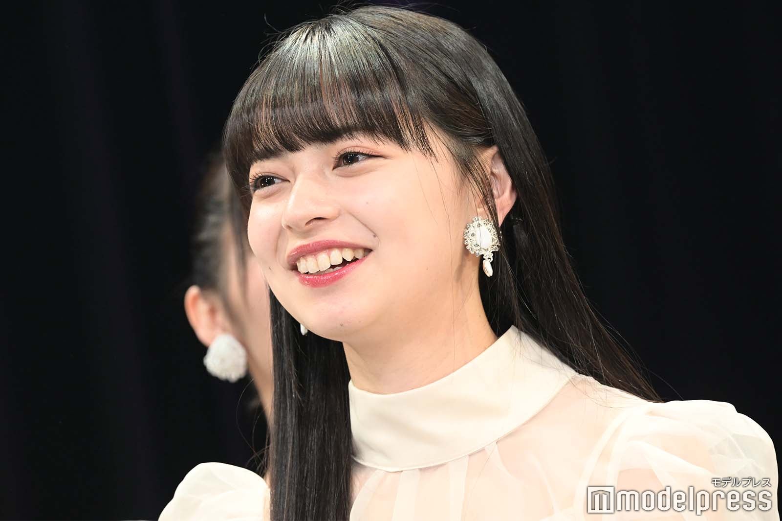 上國料萌衣（C）モデルプレス