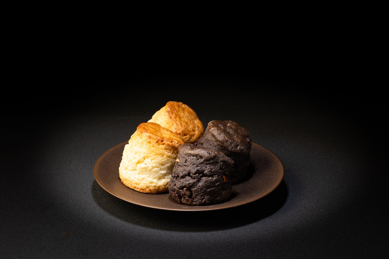 EN-CHANTED BITE（提供写真）