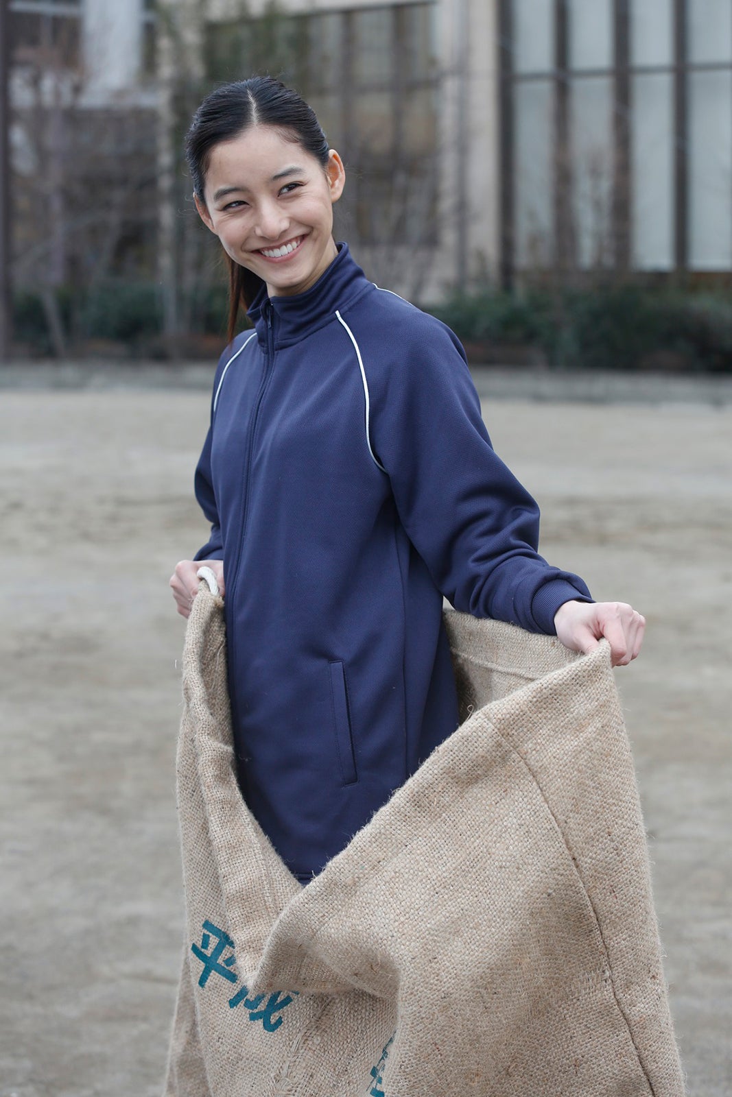 （C）2017『僕らのごはんは明日で待ってる』製作委員会