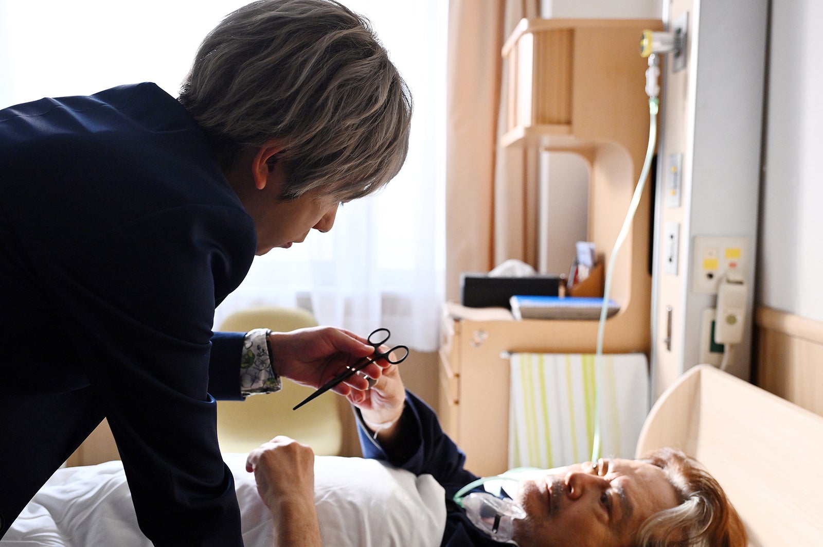 二宮和也、大和田伸也「ブラックペアン シーズン２」第9話より（C）TBS