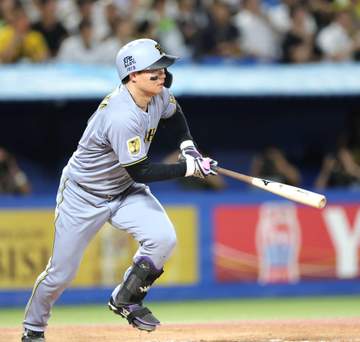 阪神・森下 復帰後初タイムリー！さすがの2点打で守りのミス挽回 打点2位タイ浮上 ストライク判定巡り緊張感走る場面も