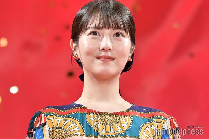 浜辺美波(C)モデルプレス