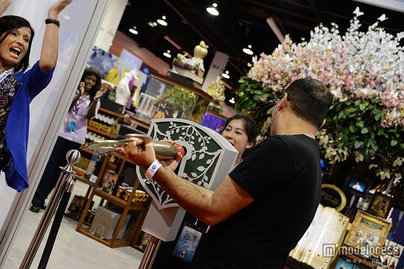 「ディズニーストア」