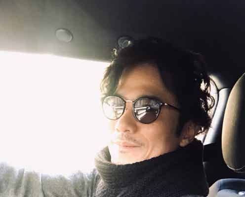 稲垣吾郎“ドライブ”ショットにファン興奮「こっちがドキドキする」「彼氏感半端ない」