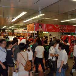 前田をパッケージにした土産物店にもファンが殺到