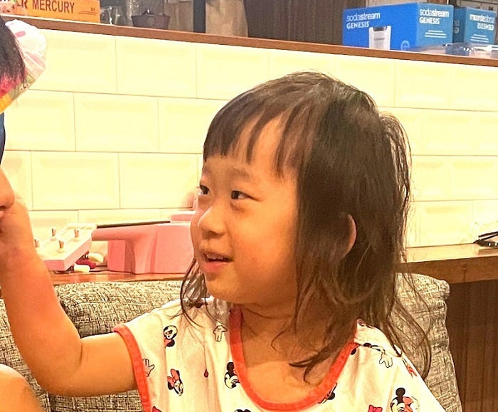 パンサー尾形の妻 娘の登園後にママ友から届いたlineに感動 なんだか嬉しいなぁ モデルプレス パンサー尾形の妻 娘の登園後にママ友から届いたlineに感動 なんだか嬉しいなぁ モデルプレス