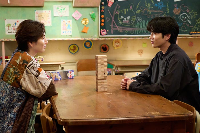 京本大我、志尊淳「10回切って倒れない木はない」第5話(C)日本テレビ
