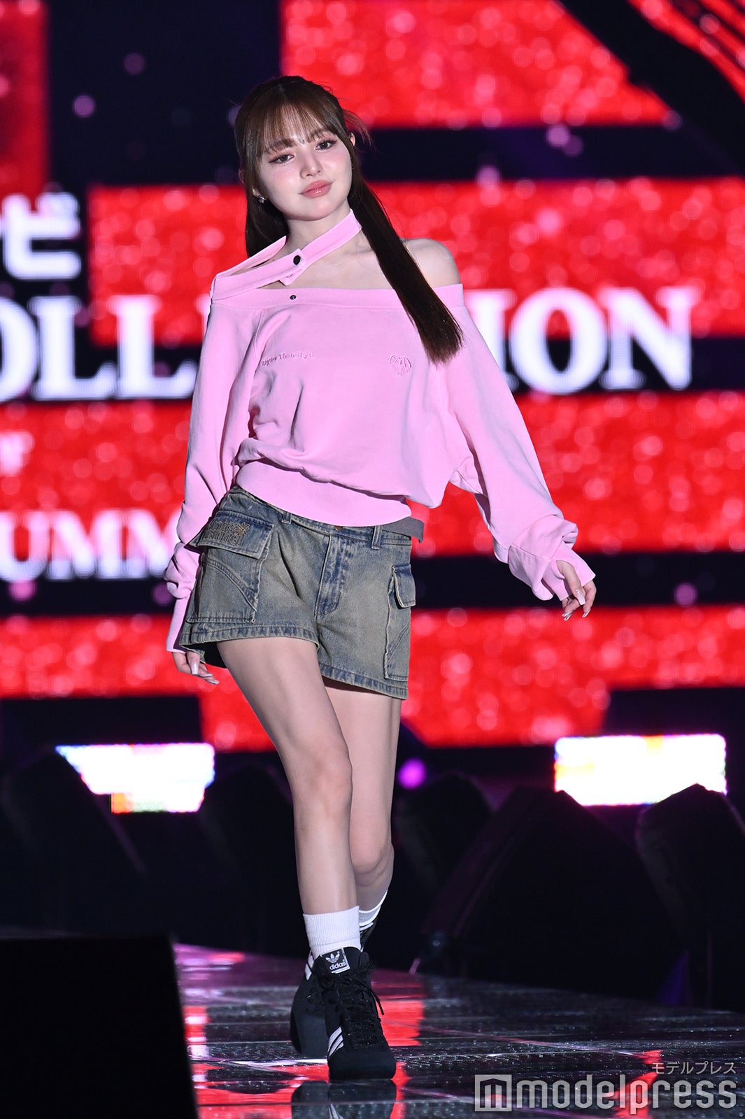 （C）モデルプレス