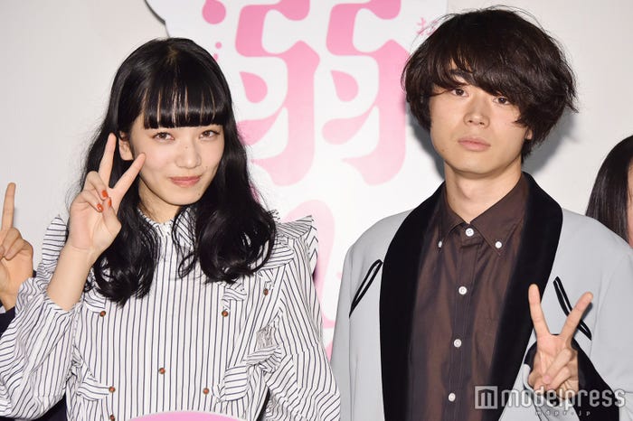 小松菜奈、菅田将暉(C)モデルプレス