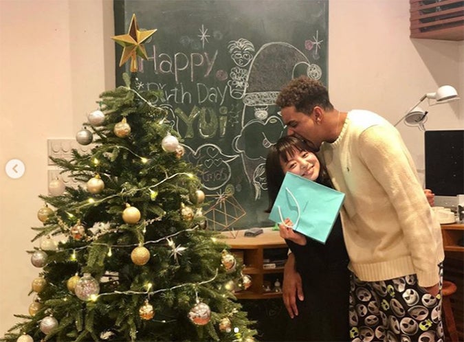 「テラハ」元プロサッカー選手の福田愛大、田中優衣とのラブラブショット公開 差別的発言に意見