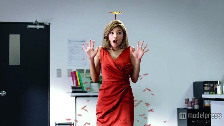 ローラ／「TBCでキレイに」篇