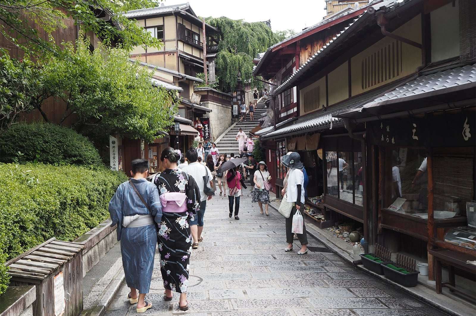 趣のある通りと寺社仏閣の多さが魅力（提供画像）