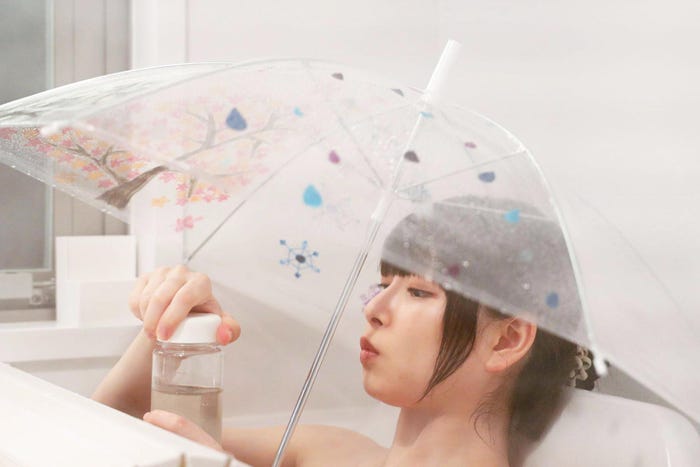 桜井日奈子「ふろがーる!」第3話より(C)片山ユキヲ・小学館/「ふろがーる!」製作委員会