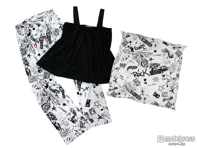 ノベルティーフェアーで用意される「オリジナルLIPクッション＆ルームウェア」