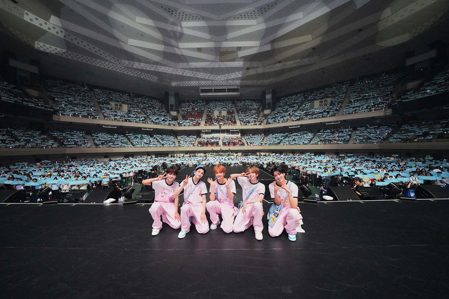 「VIBY DEBUT SHOWCASE『VIBY LAND』」（提供写真）
