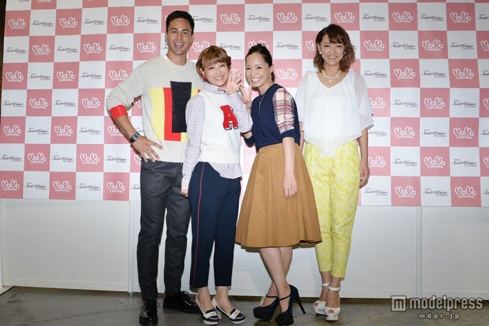 (左より)ユージ、鈴木奈々、小森純、みかん