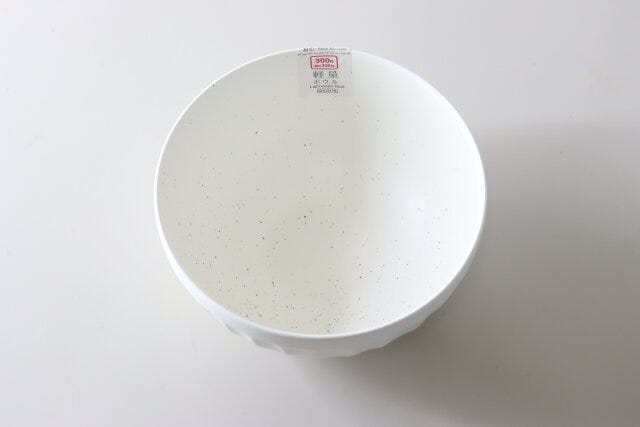 軽量ボウル（約14.5cm、粉引）