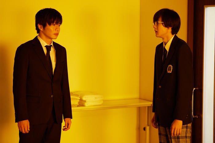 田中圭、秋谷郁甫「先生を消す方程式。」第4話より(C)テレビ朝日