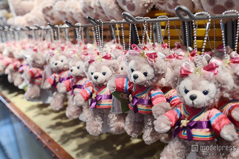 シェリーメイのぬいぐるみバッジがズラリ