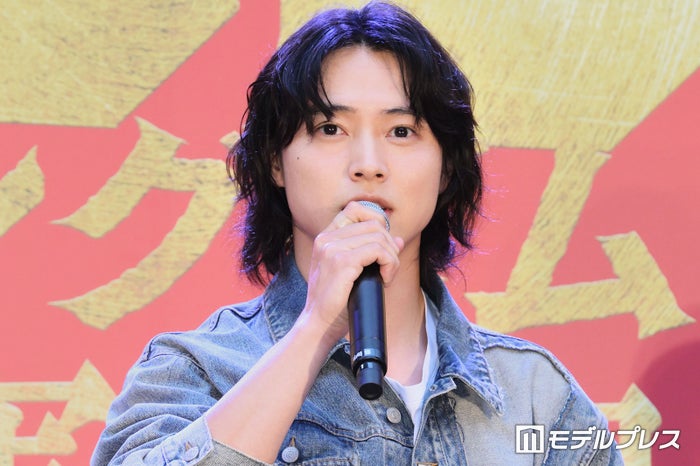 山崎賢人、吉沢亮との別れのシーン裏話「泣きそうになりながら」過去作回顧【キングダム 大将軍の帰還】