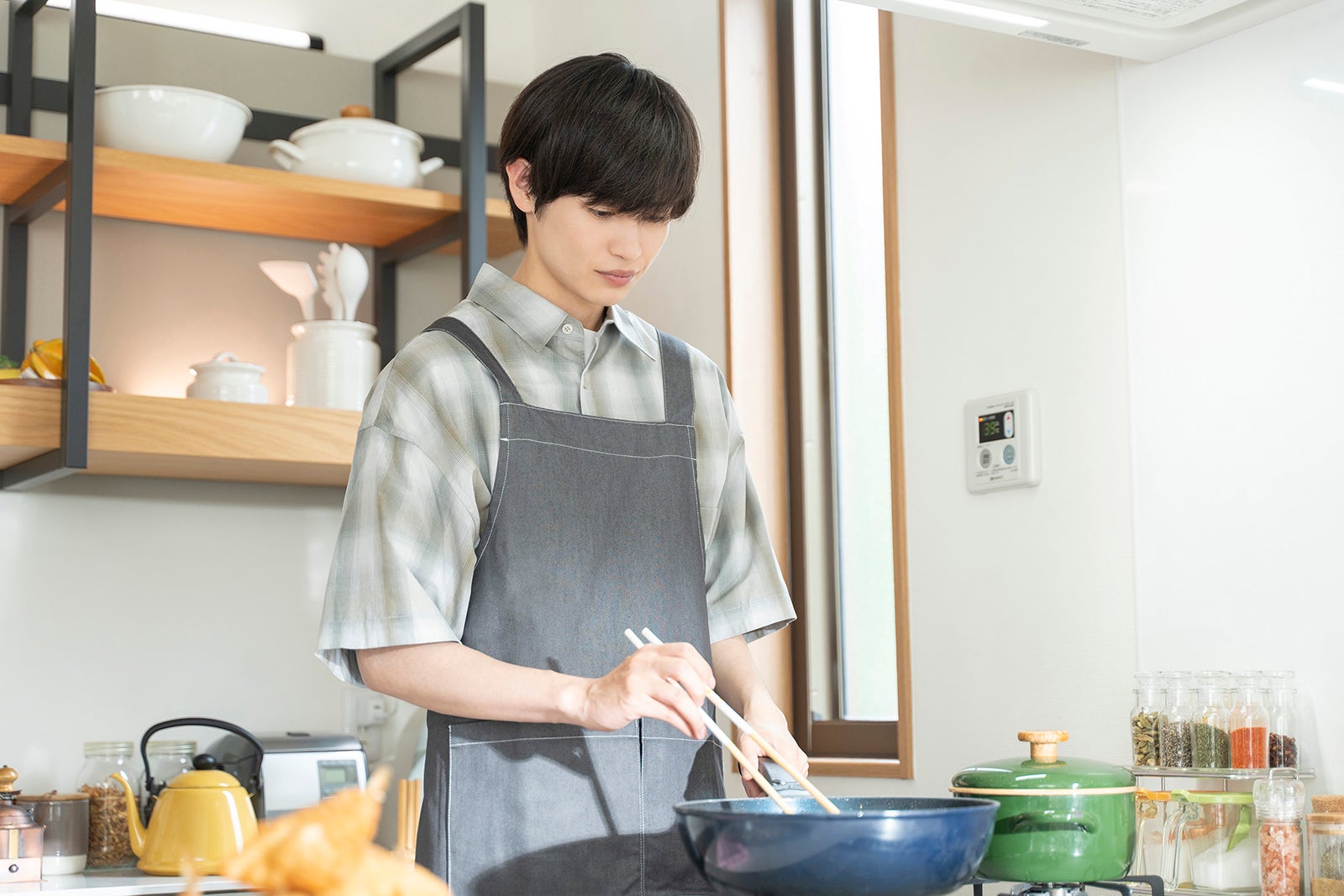 西垣匠「みなと商事コインランドリー2」最終話より（C）缶爪さわ・椿ゆず／KADOKAWA／「みなと商事コインランドリー2」製作委員会