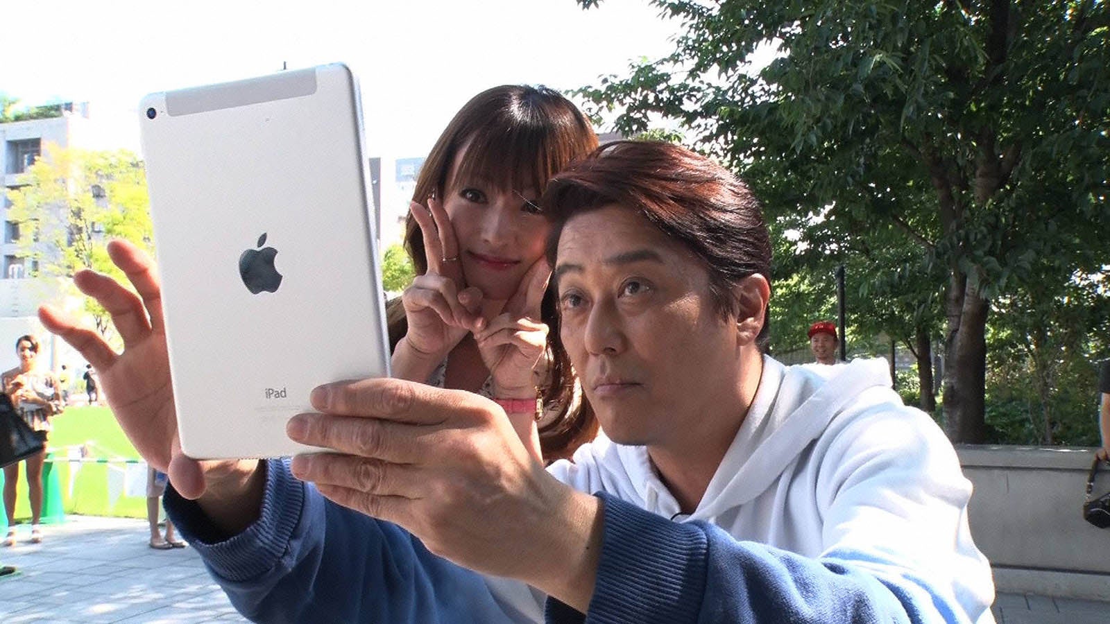 深田恭子、坂上忍（C）フジテレビ