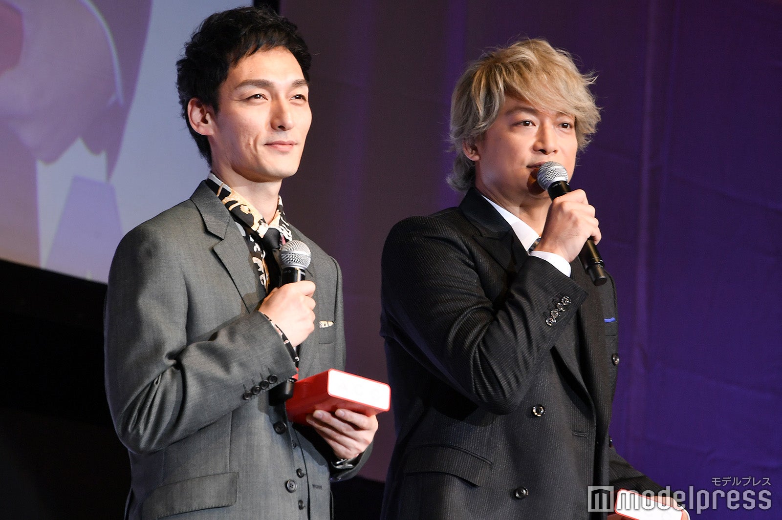 草なぎ剛、香取慎吾 （C）モデルプレス