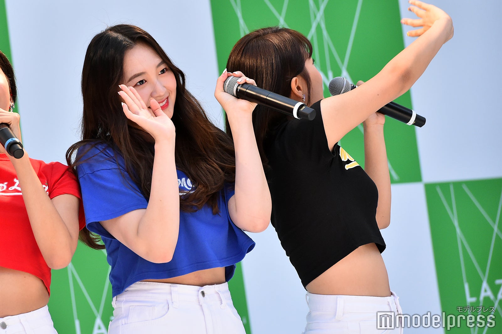 テハ、アイン（C）モデルプレス