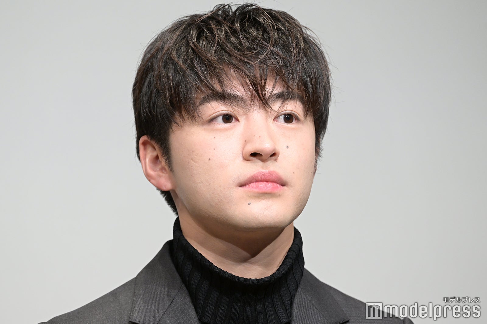 佐野玲於 （C）モデルプレス