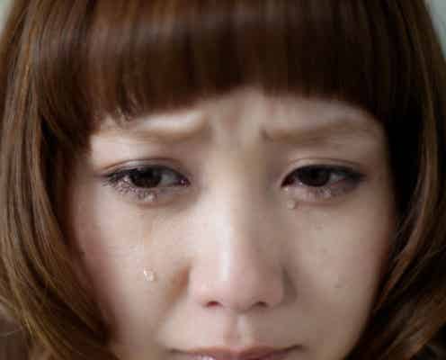 今話題沸騰中の人気読者モデルが恋人にフラれ号泣、衝撃的な行動に
