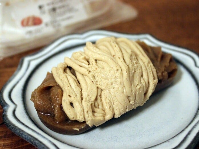 生地がなく、栗のパーツのみ3層重ね！
