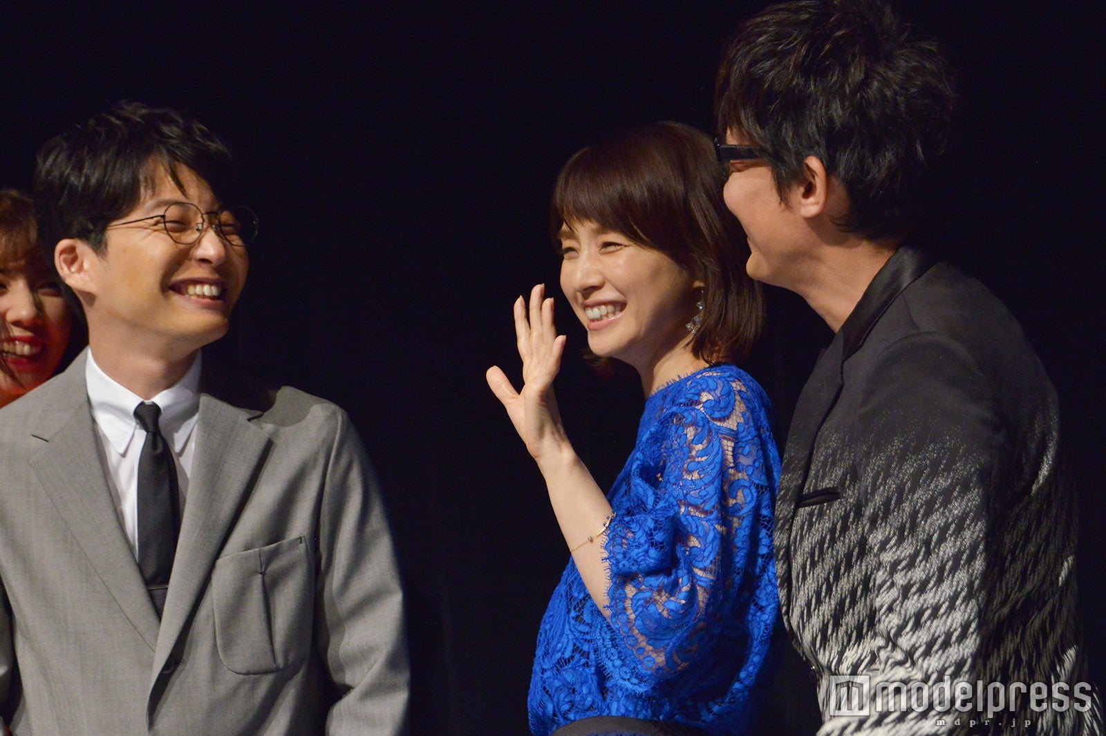 左から：星野源、石田ゆり子、スガシカオ （C）モデルプレス