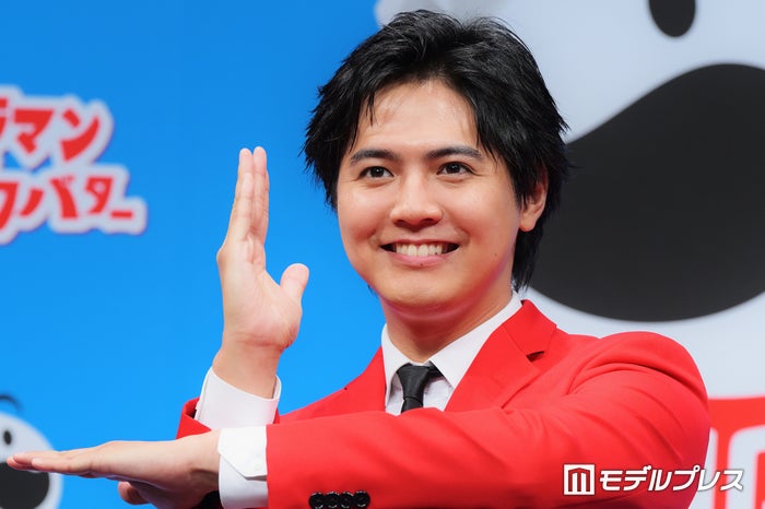 GENERATIONS片寄涼太、ウルトラマンとの共演に感激「子どもの頃からずっと憧れ」