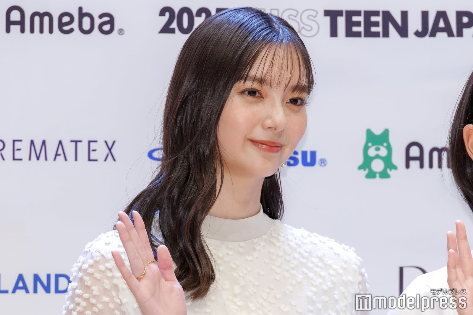 新川優愛（C）モデルプレス