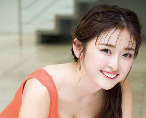 ゆうちゃみ、ノースリーブ姿でヘルシー肌見せ「週刊FLASH」表紙登場