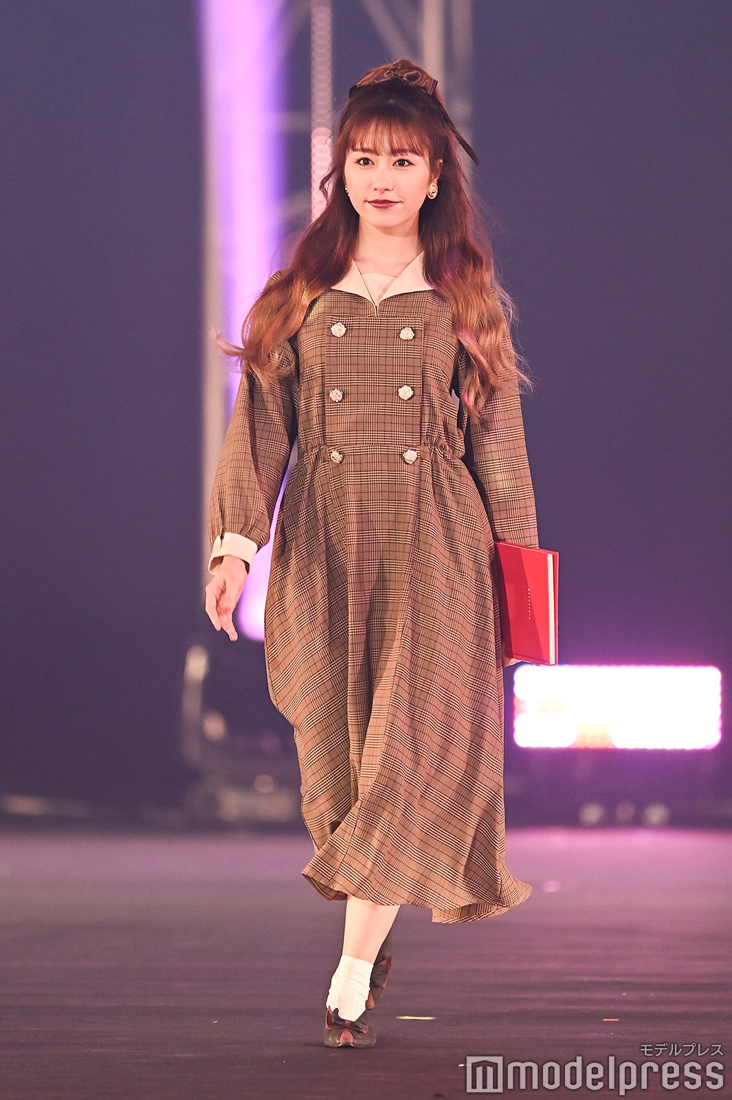 佐々木彩夏（C）モデルプレス