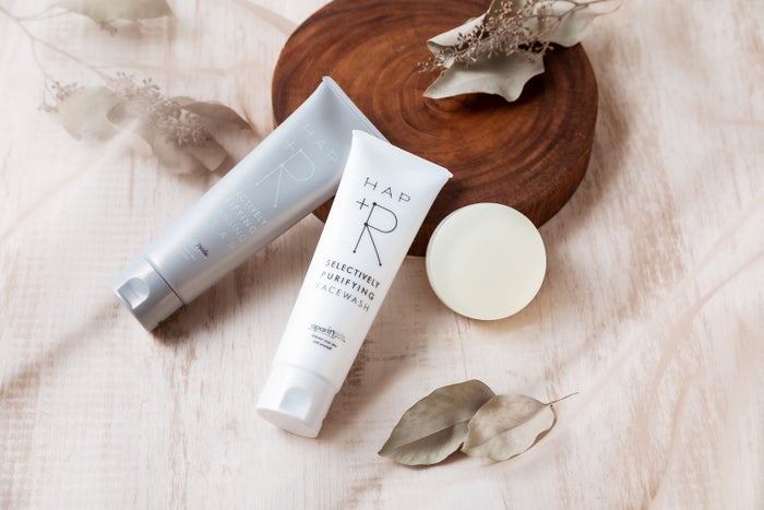 （左から）ハップアール「クレンジングクリーム」「フェイスウォッシュ」「フェイスソープ」