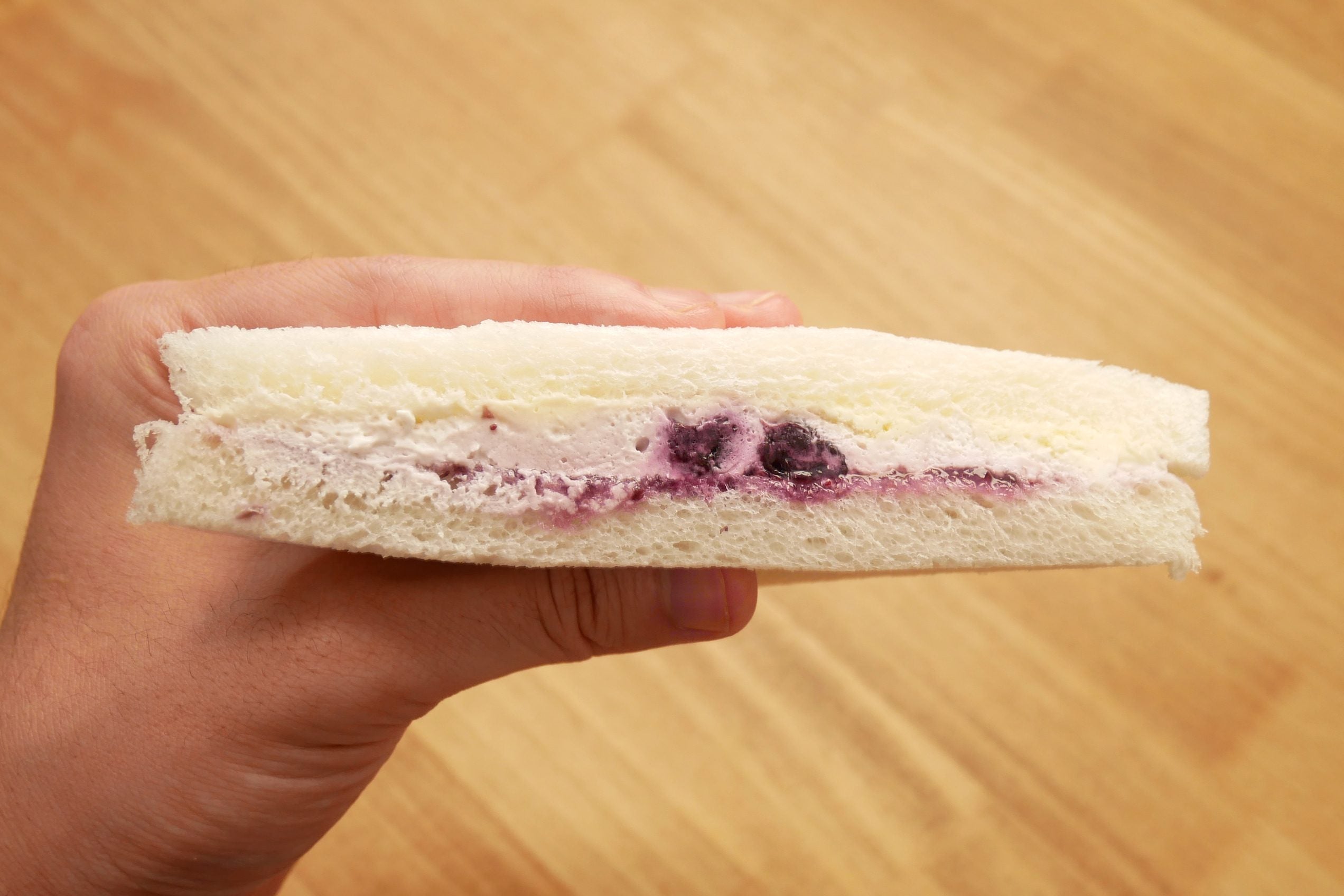 セブン-イレブン クリームチーズサンド