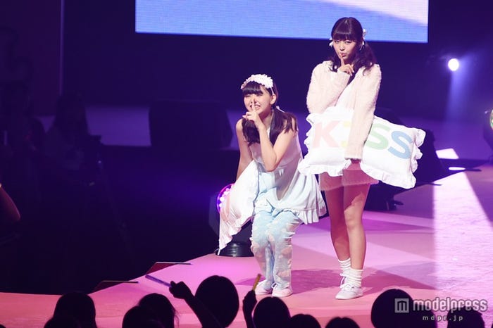 江野沢愛美(左)&古畑星夏(右)