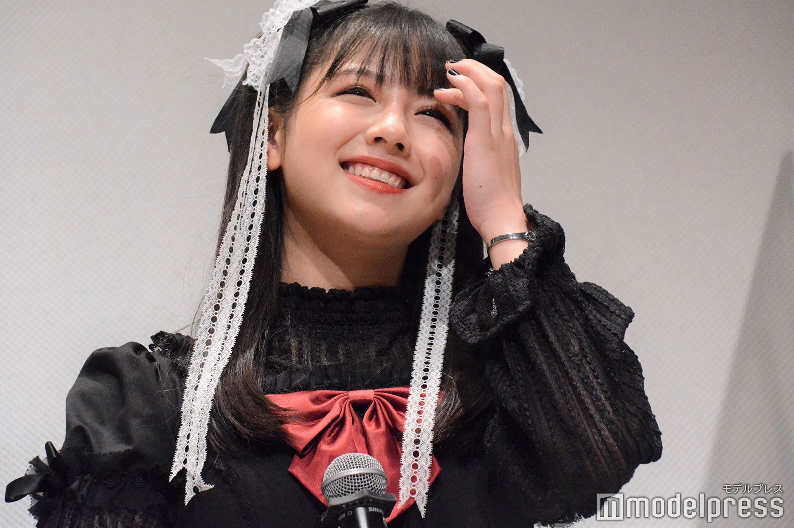 イメチェン前の渡邉美穂（C）モデルプレス