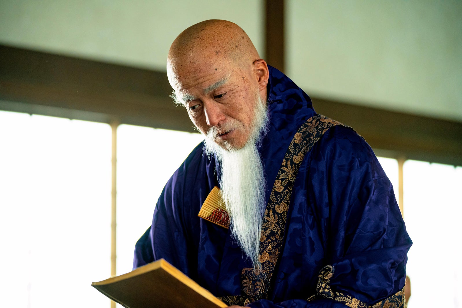 小栗旬、1年ぶり大河出演は「私であるべき役なんだろうか？」と疑問も 松本潤主演「どうする家康」への思い語る＜コメント＞