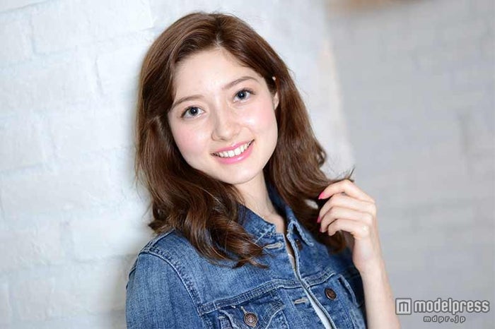 可能性を見出されたハーフ美女 Jj 専属モデルオーディション特別賞 ティファニー春香の素顔とは モデルプレスインタビュー モデルプレス