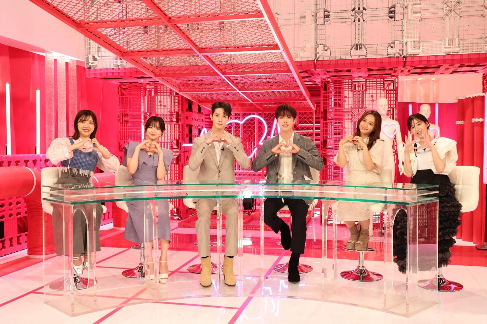 JO1河野純喜＆佐藤景瑚、テレビ番組初MCに挑戦 “禁断の愛の実験”に興奮