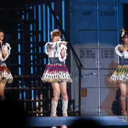 「AKB48 2013 真夏のドームツアー~まだまだ、やらなきゃいけないことがある~」ナゴヤドーム公演2日目より(C)AKS