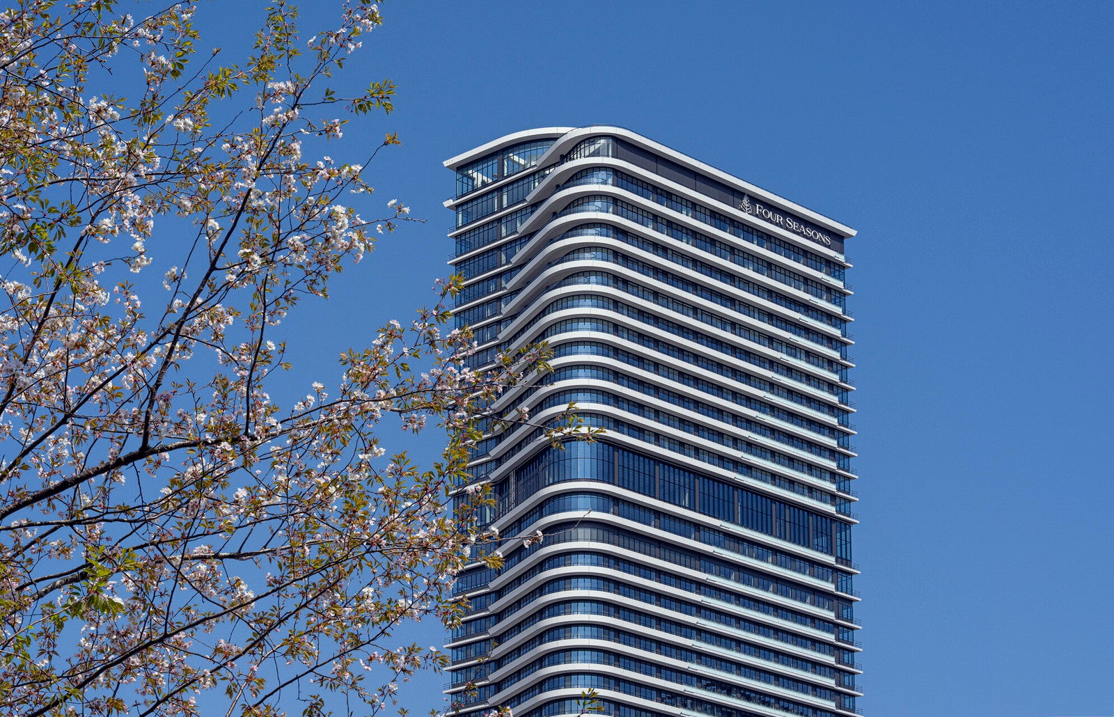 「フォーシーズンズホテル大阪」2024年夏開業、天空のラグジュアリーを体感する全175室