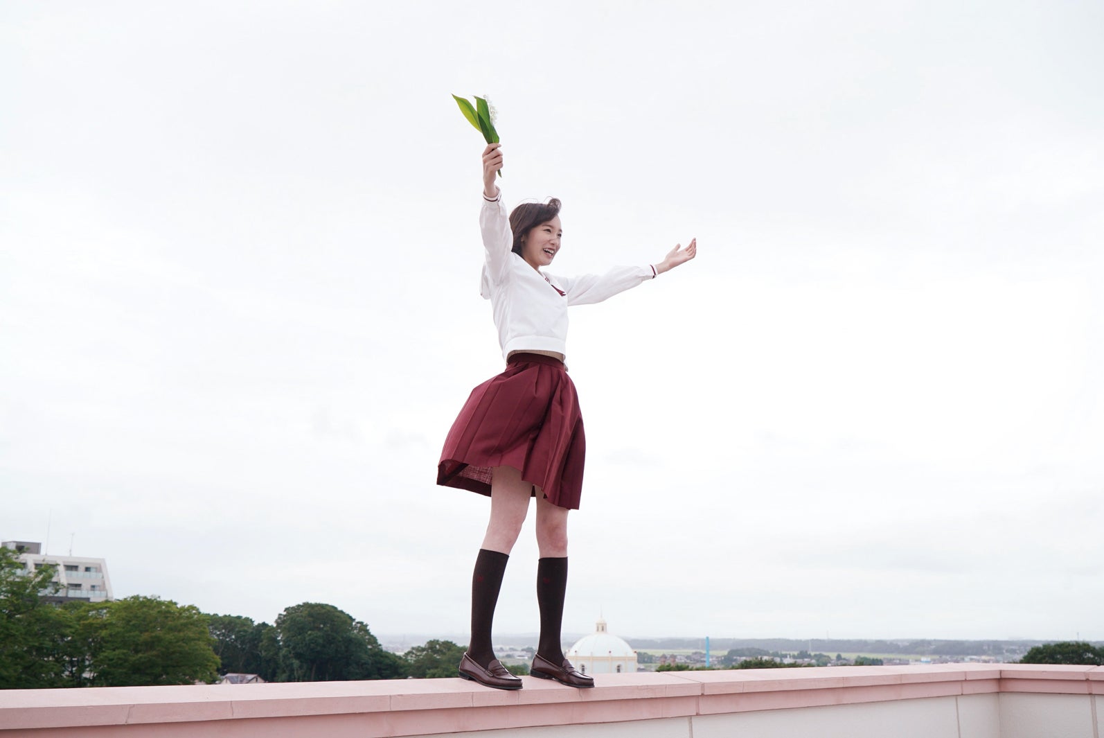 飯豊まりえ（C）2017「暗黒女子」製作委員会（C）秋吉理香子／双葉社