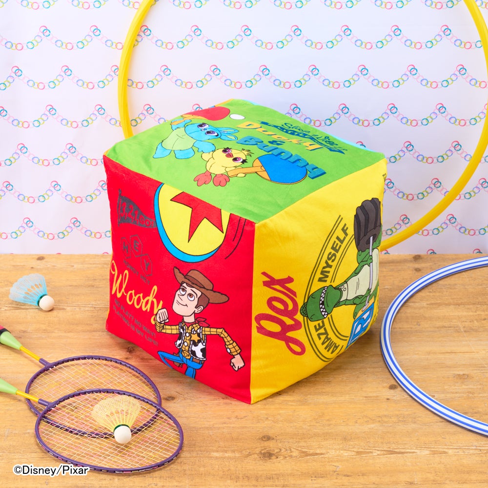 トイ・ストーリー　プレミアムキューブクッション